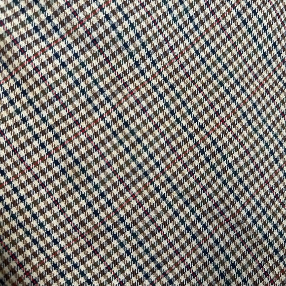 VINTAGE REQUIREMENTS PLAID SHORTS - Picture 4 of 6